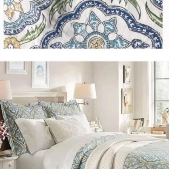 Floral Patterned Bedding Set - Picture 1 of 3